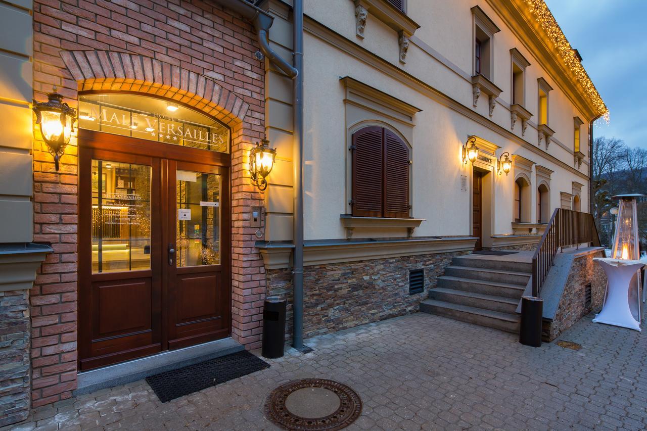 Hotel Male Versailles Κάρλοβι Βάρι Εξωτερικό φωτογραφία