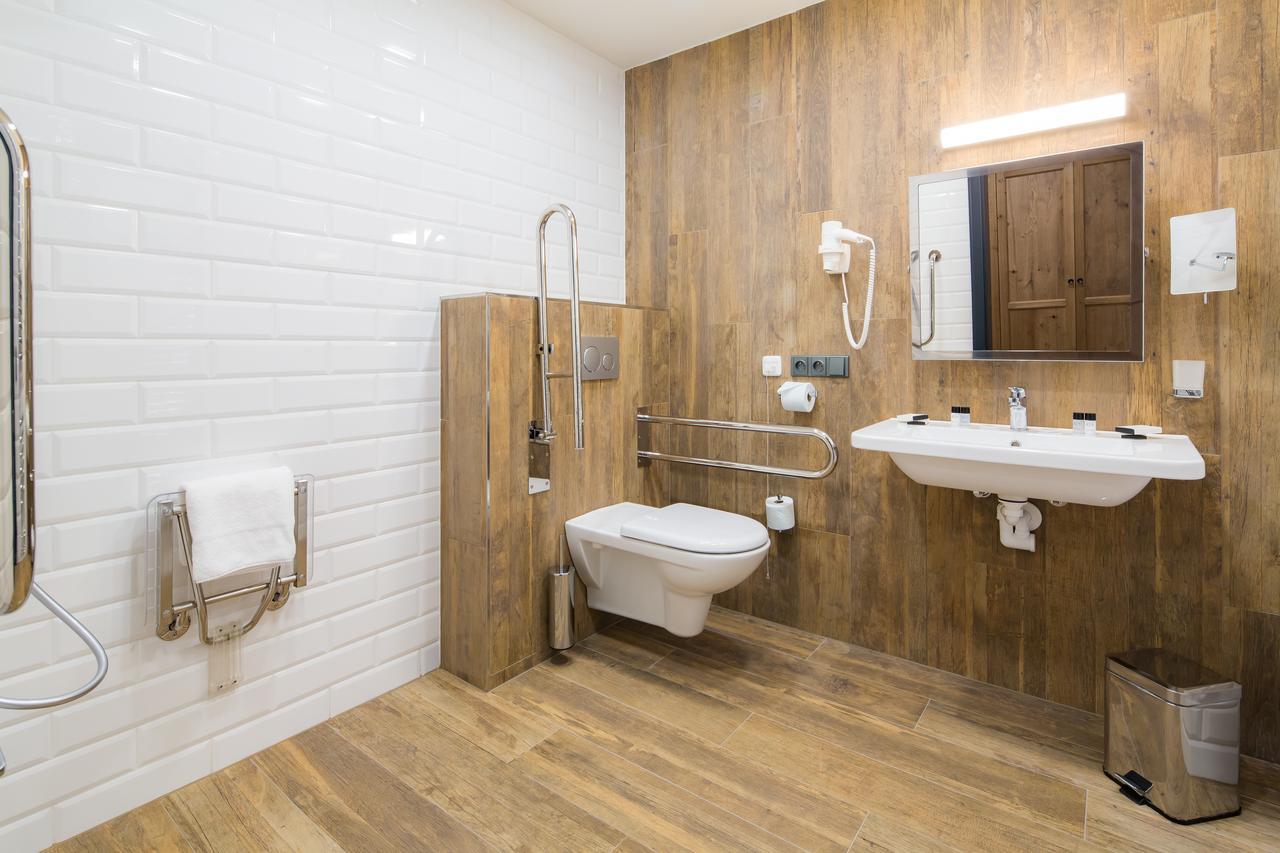 Hotel Male Versailles Κάρλοβι Βάρι Εξωτερικό φωτογραφία