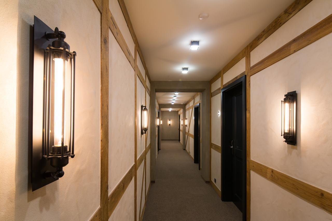 Hotel Male Versailles Κάρλοβι Βάρι Εξωτερικό φωτογραφία
