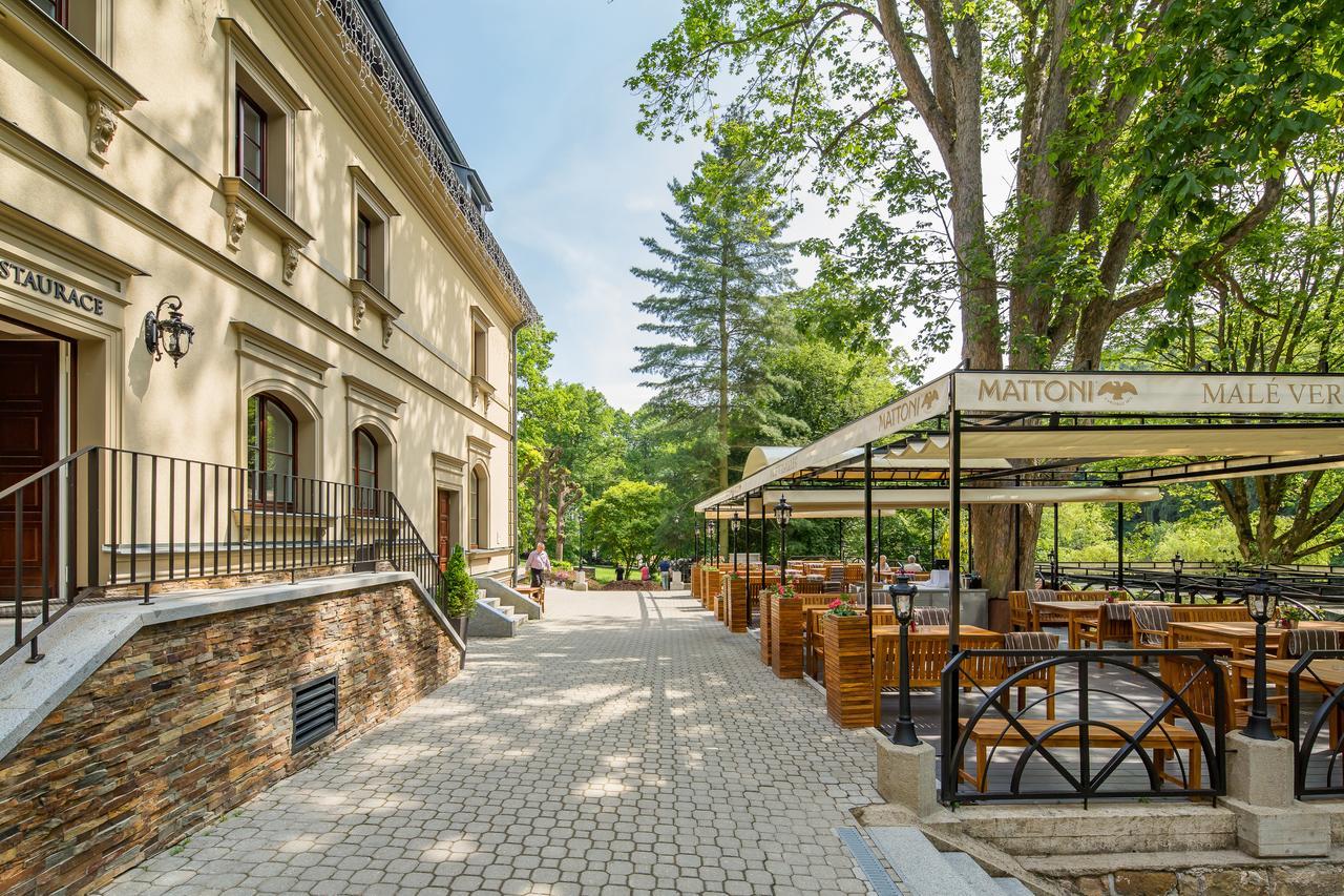 Hotel Male Versailles Κάρλοβι Βάρι Εξωτερικό φωτογραφία