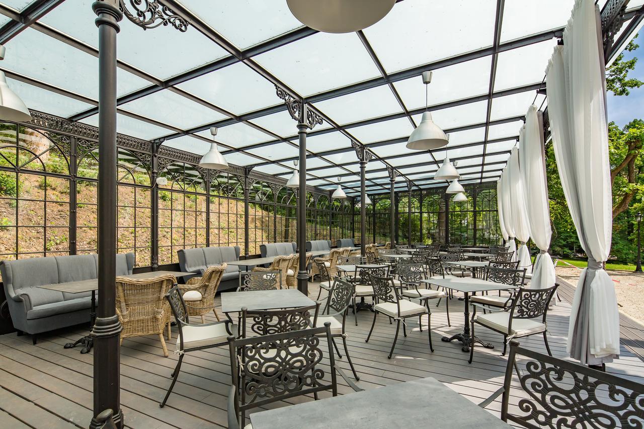 Hotel Male Versailles Κάρλοβι Βάρι Εξωτερικό φωτογραφία