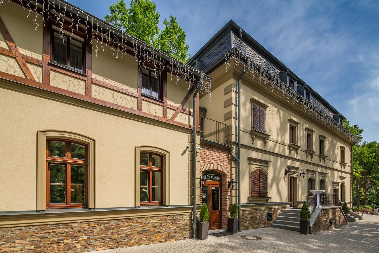 Hotel Male Versailles Κάρλοβι Βάρι Εξωτερικό φωτογραφία